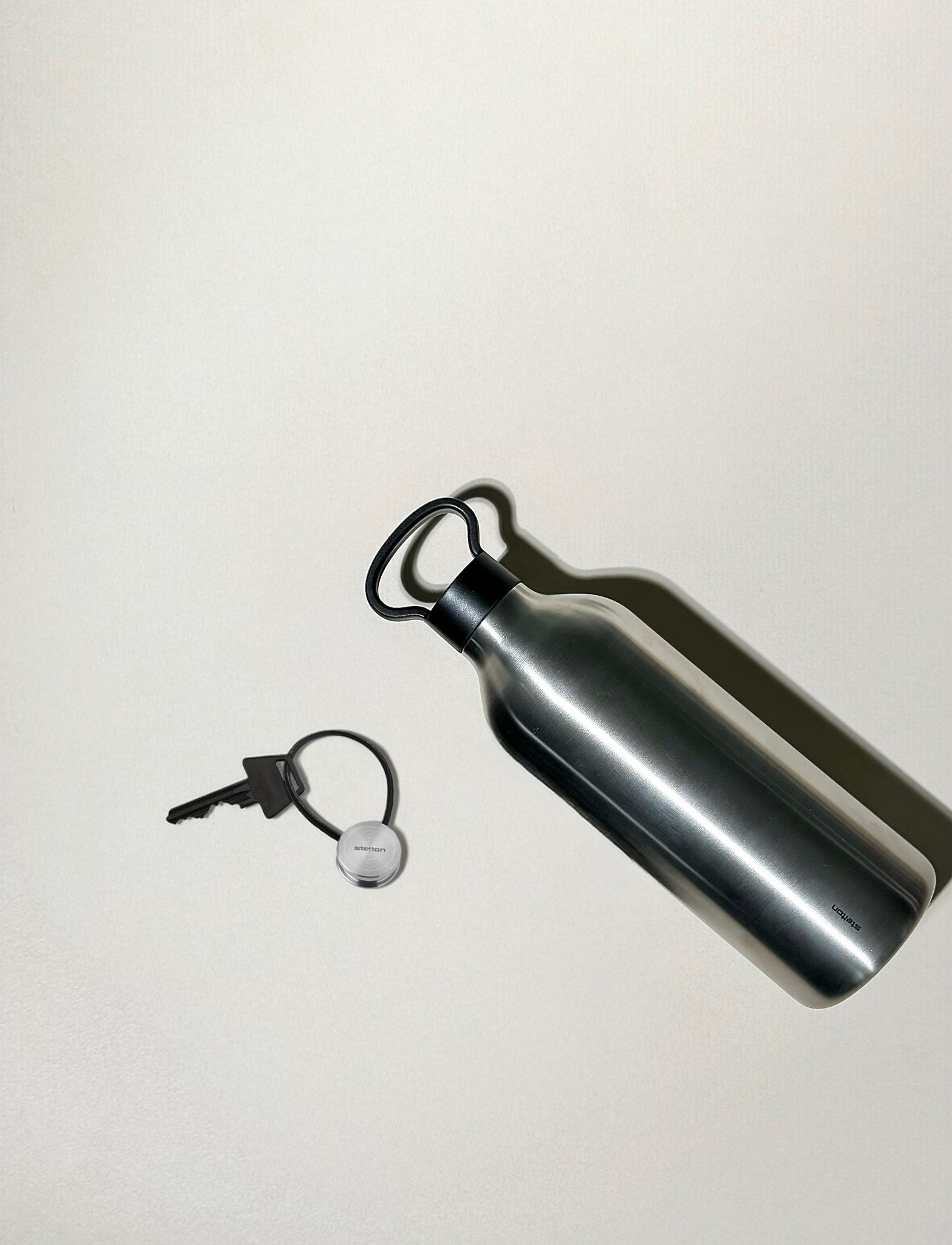 Stelton Classic Journey porte-clés acier cuir noir