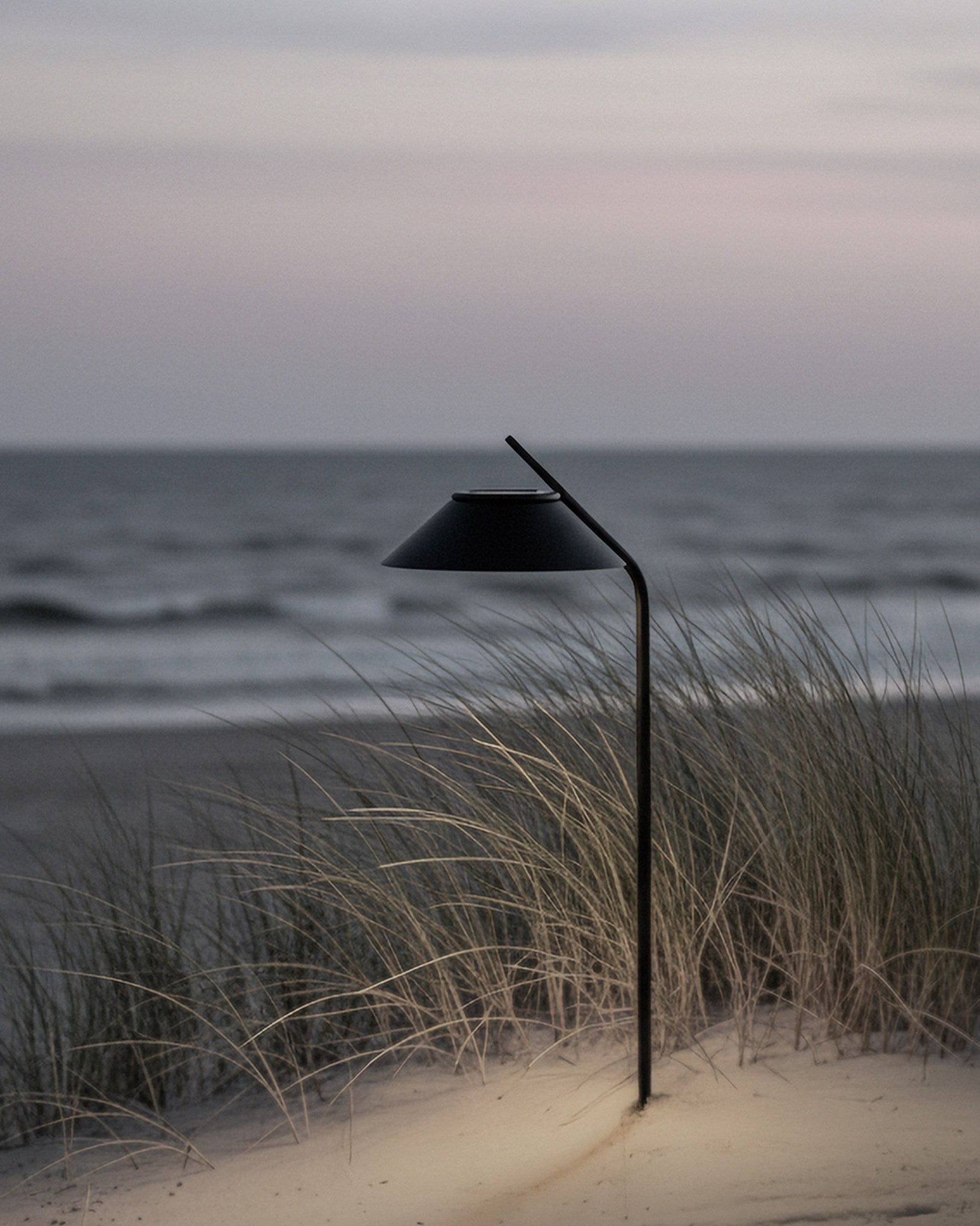 Stelton Vinkel lampe solaire LED piquet jardin