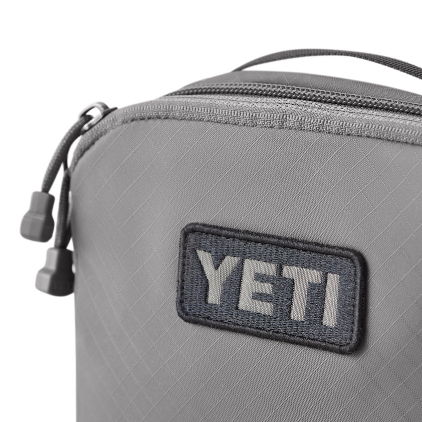 YETI Crossroads Medium Packing Cube rangement gris expansion