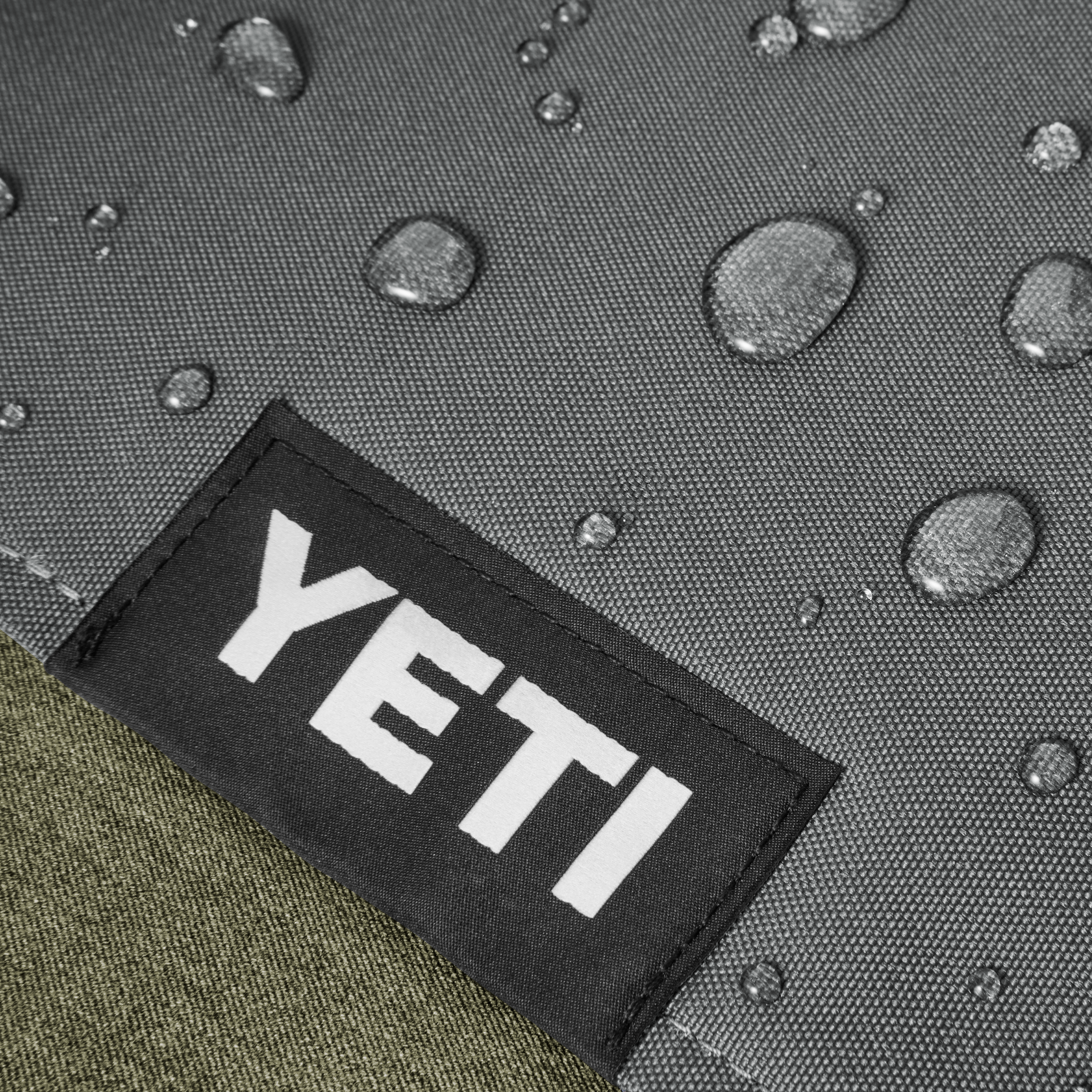 YETI Lowlands couverture outdoor olive