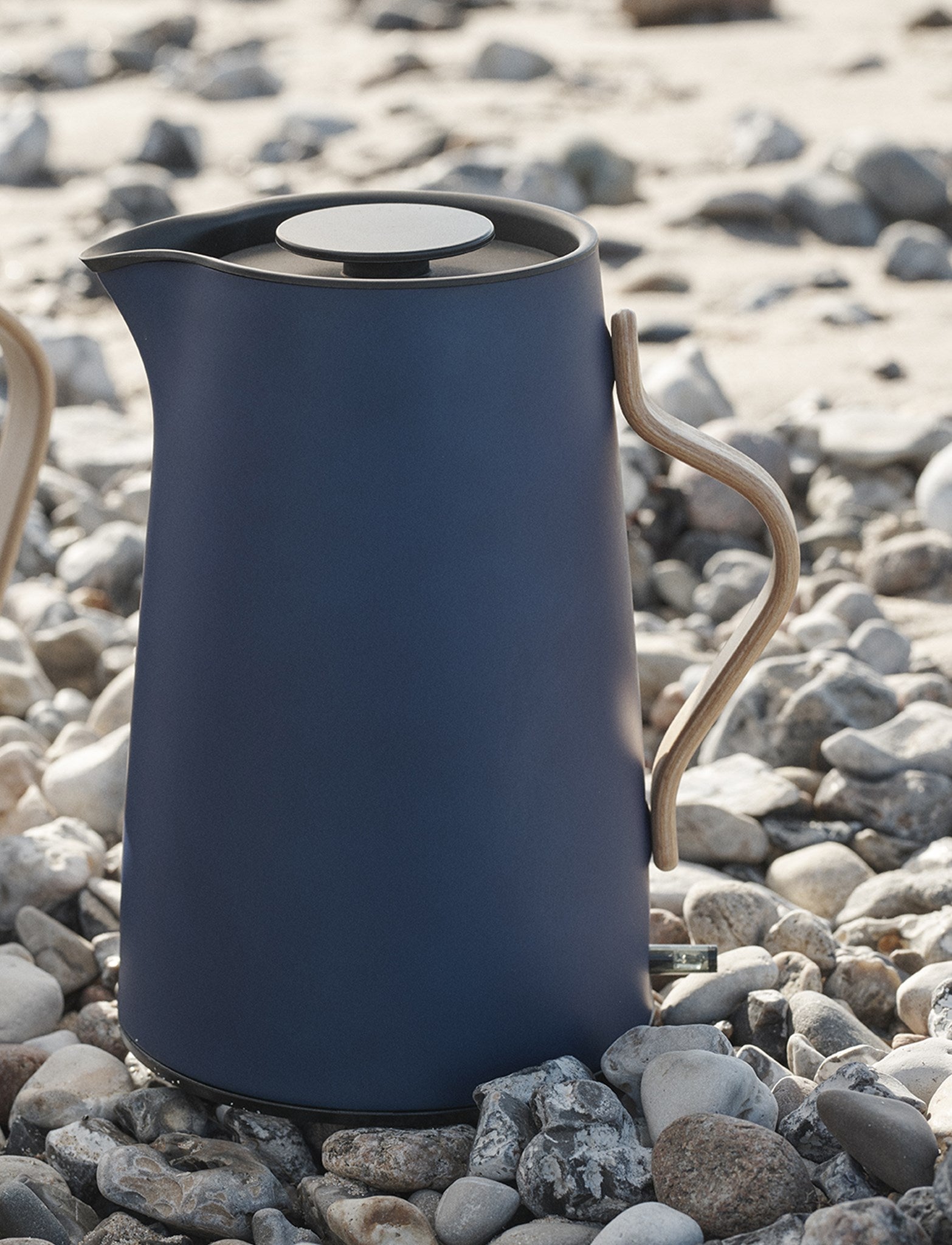 Stelton Emma Bouilloire électrique 1,2 L bleu poignée hêtre