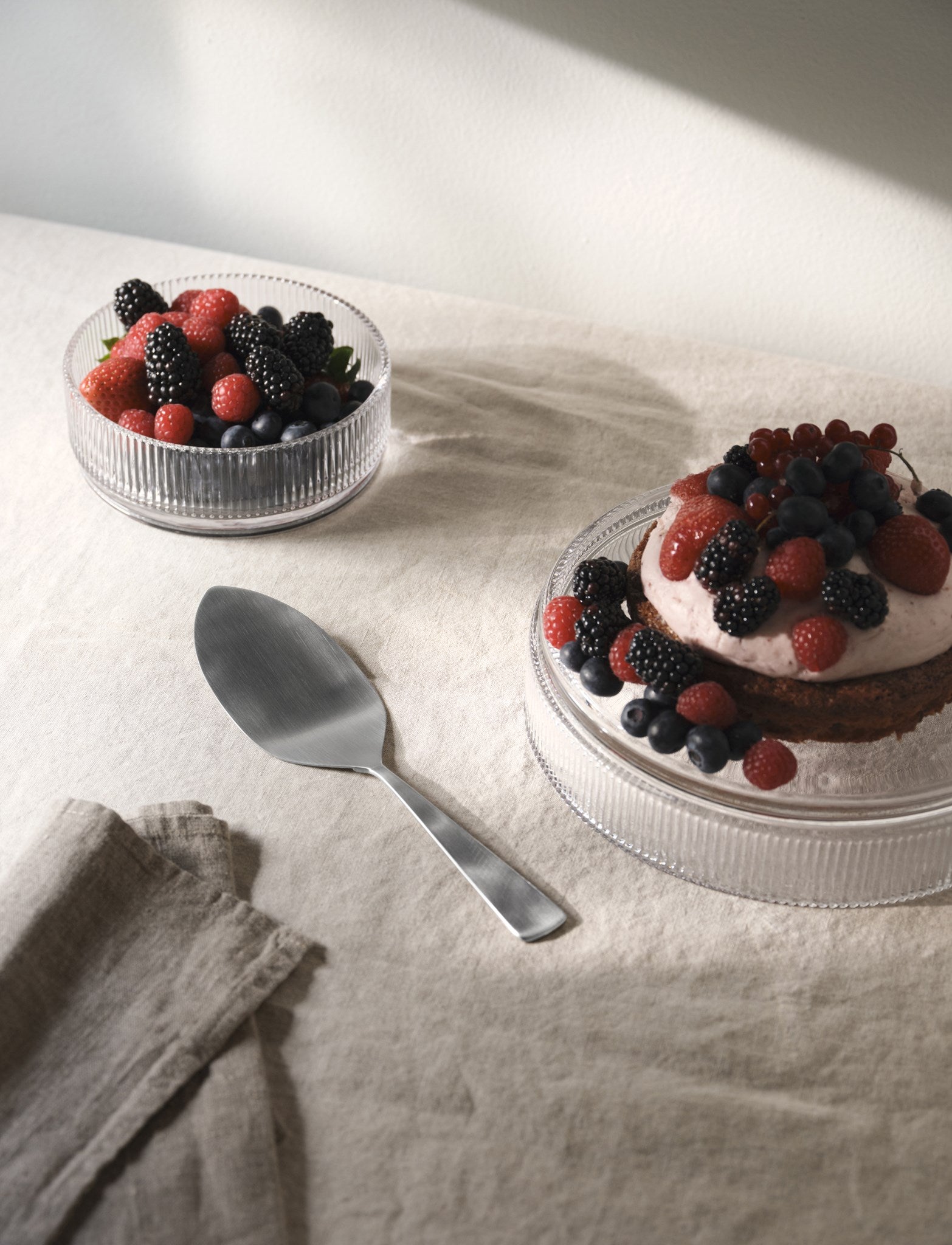 Stelton Maya pelle à gâteau inox service triangulaire