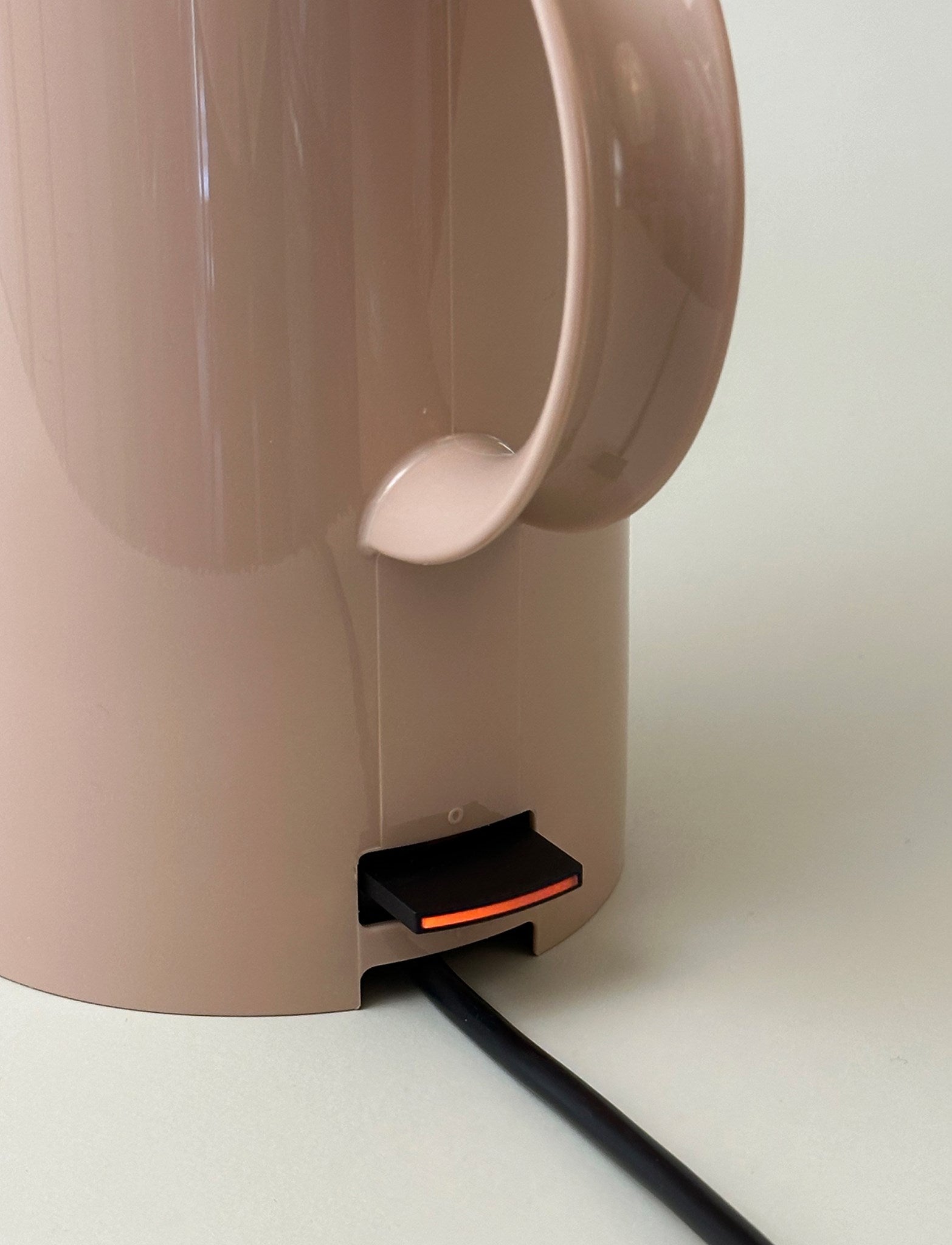 Stelton EM77 bouilloire électrique 1,5 L sans fil