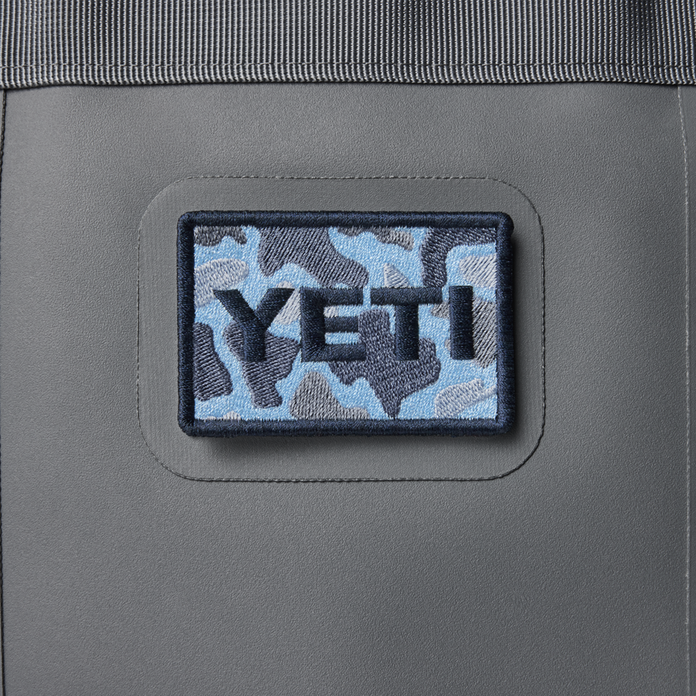 YETI Blue Camo Patch écusson scratch 5x7 cm