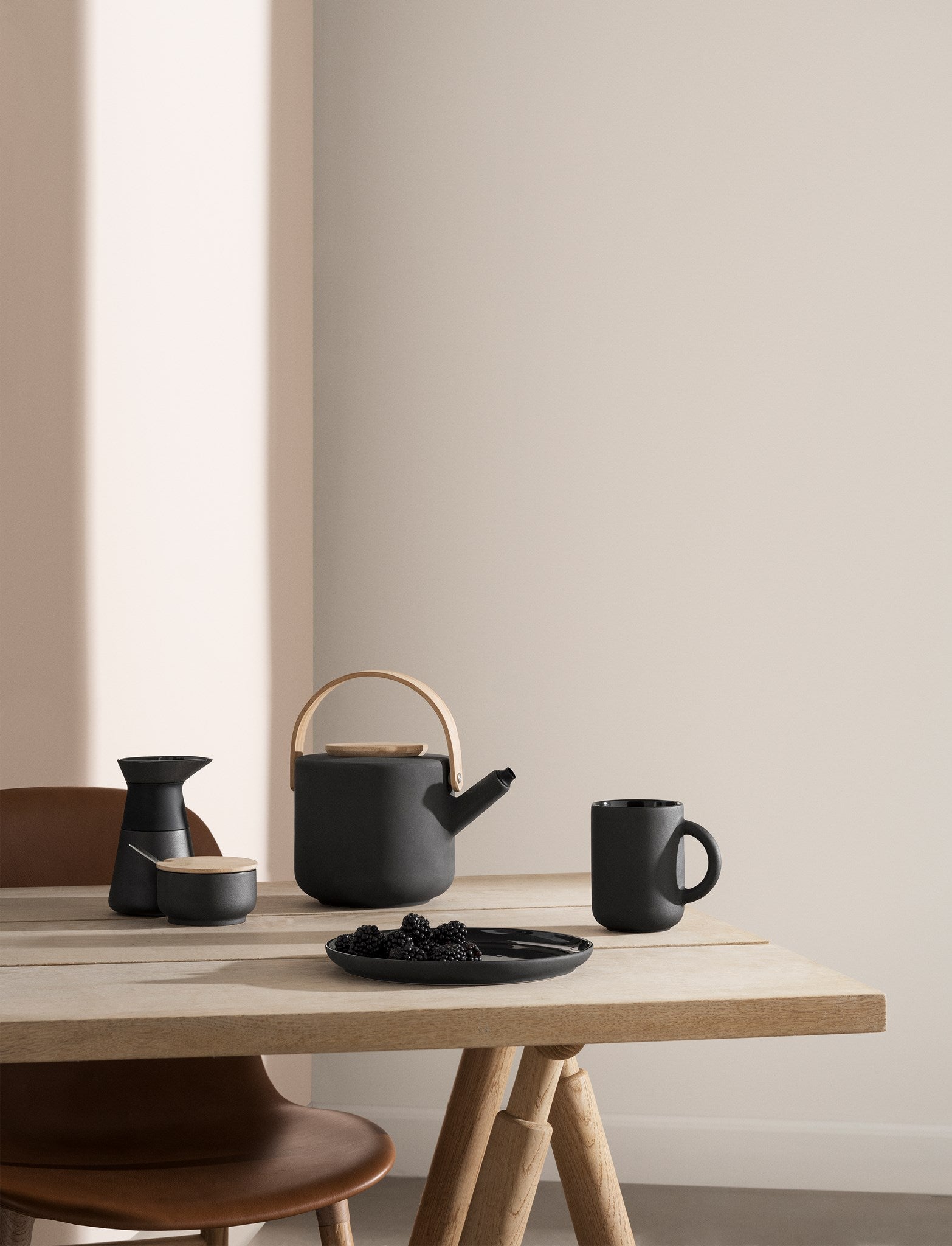 Stelton Theo sucrier grès noir 100 ml couvercle bambou