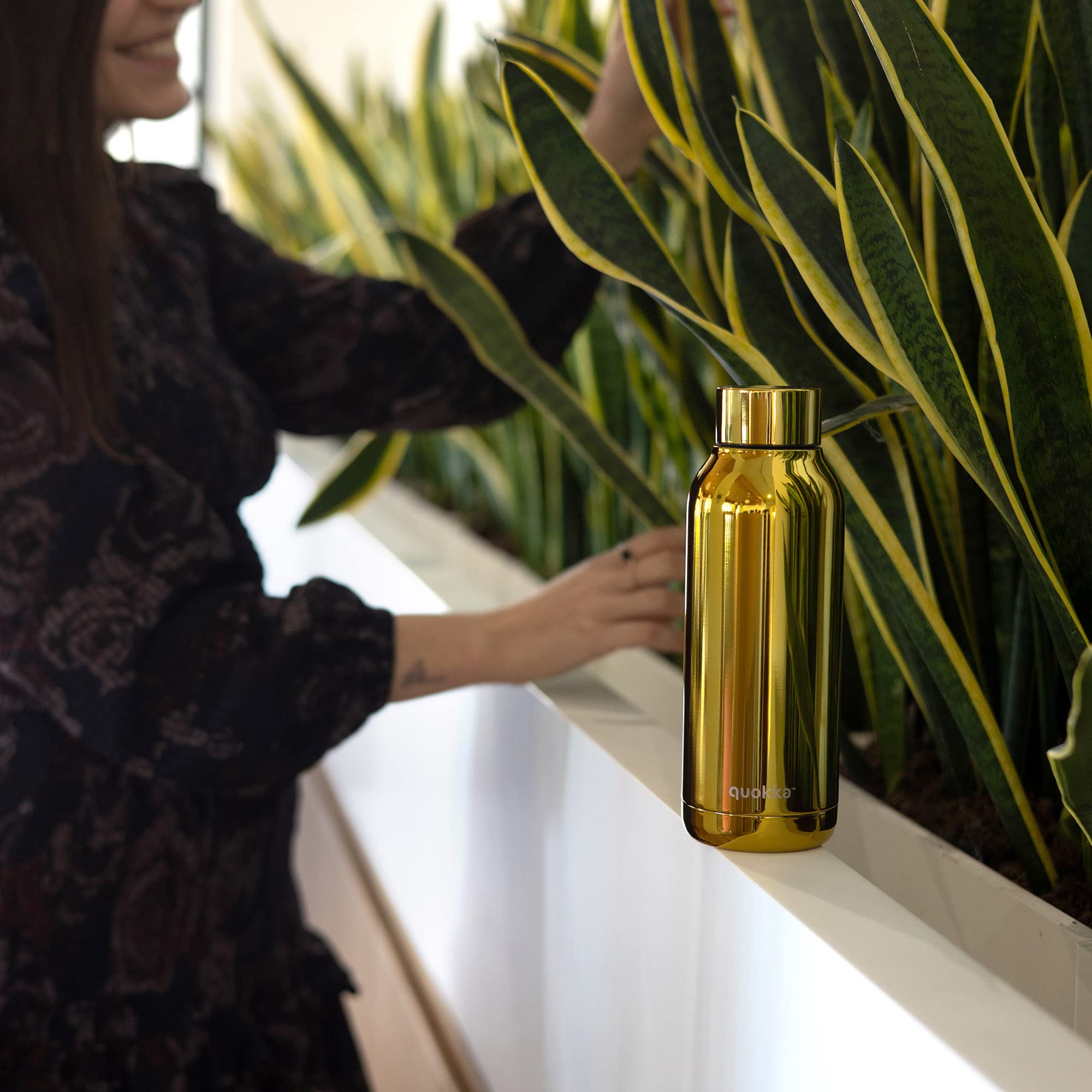 Quokka Solid Sleek Gold gourde isotherme 510 ml
