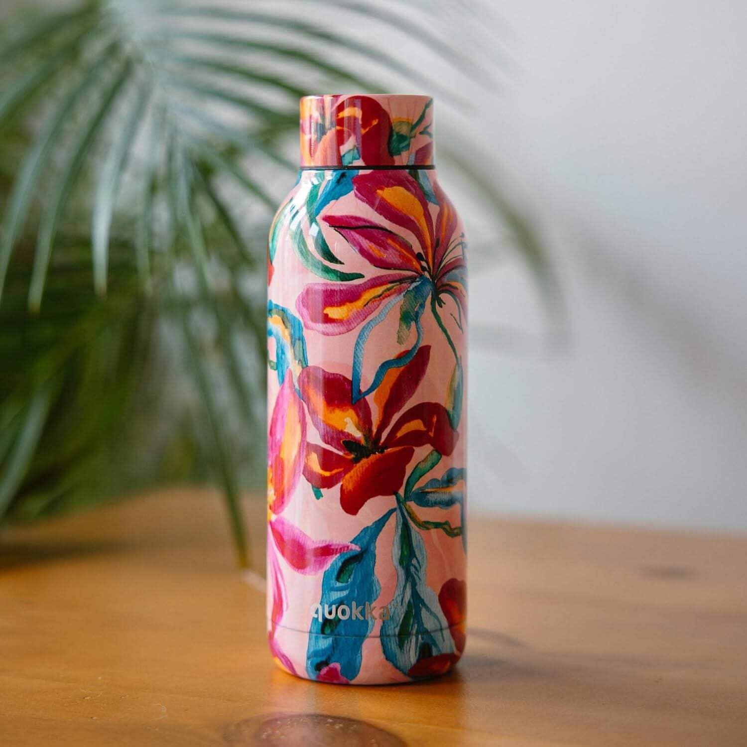 Quokka Solid Tropical Bloom gourde isotherme 630 ml