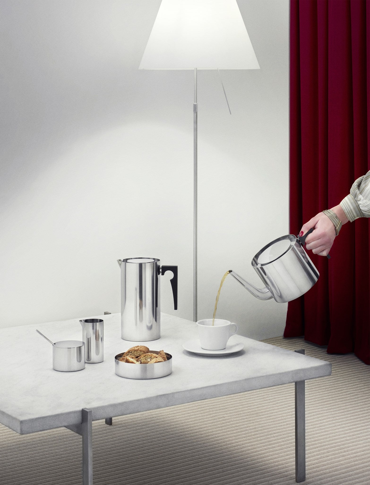 Stelton Cylinda-line théière Arne Jacobsen 1,25 L inox