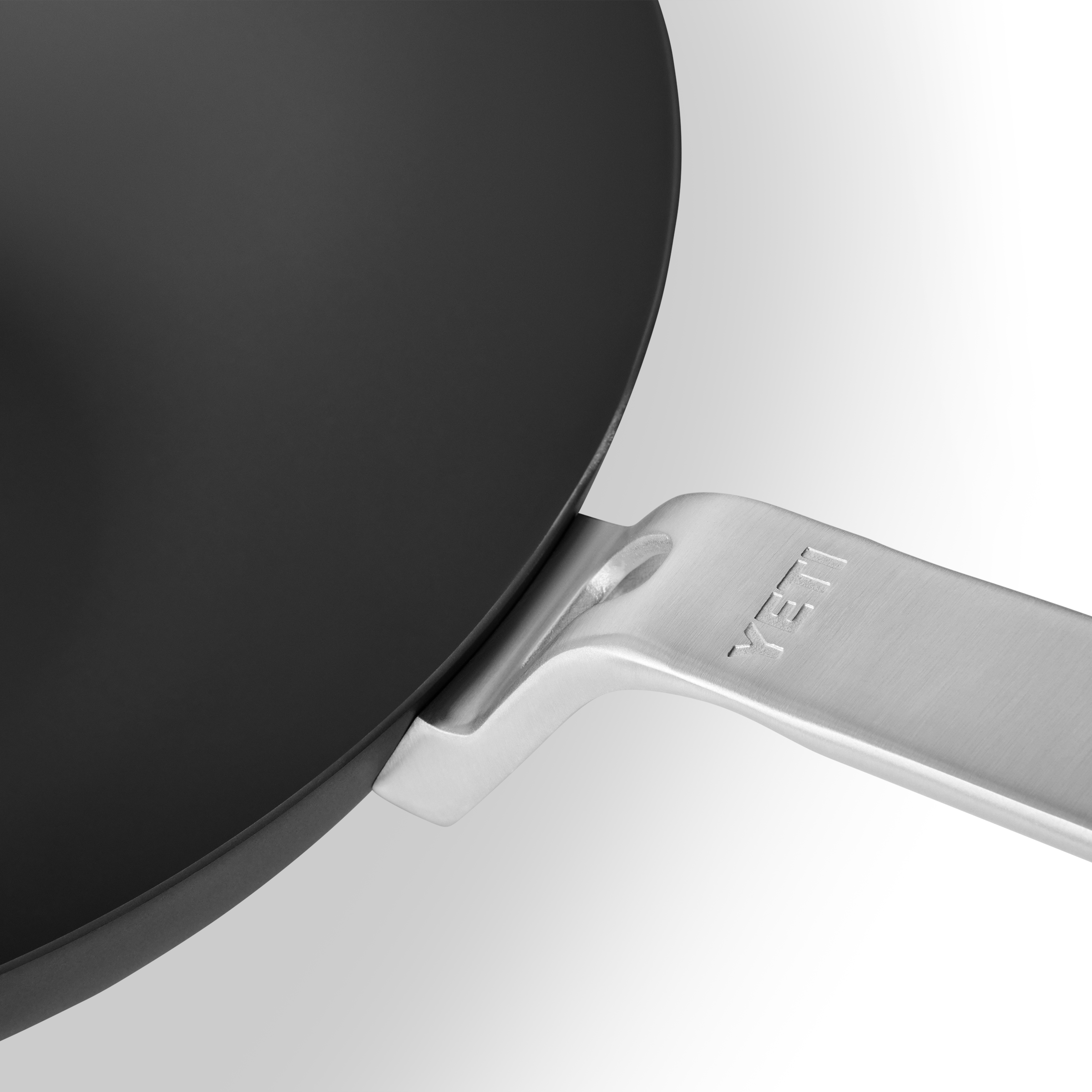 YETI Outdoor Wok acier carbone Carbon Steel pré-culotté