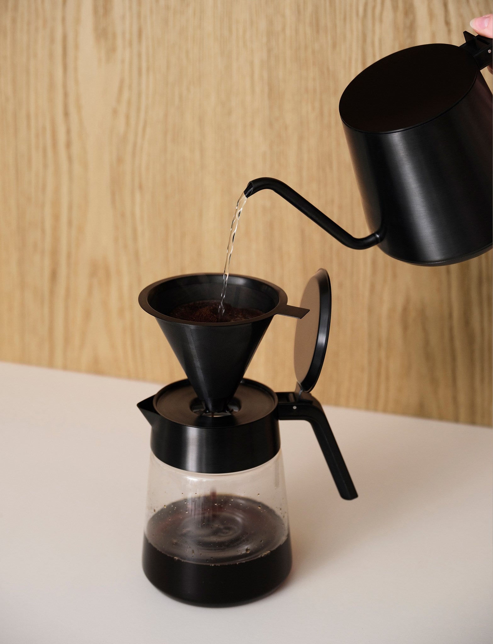Stelton Nohr bouilloire col de cygne induction