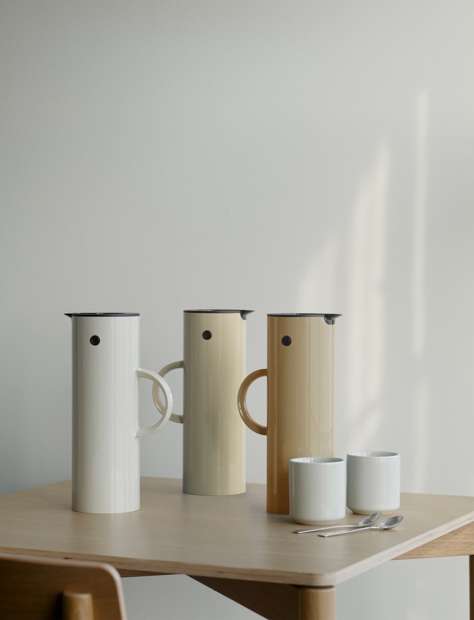 Stelton EM77 pichet isotherme 1 L garde au froid