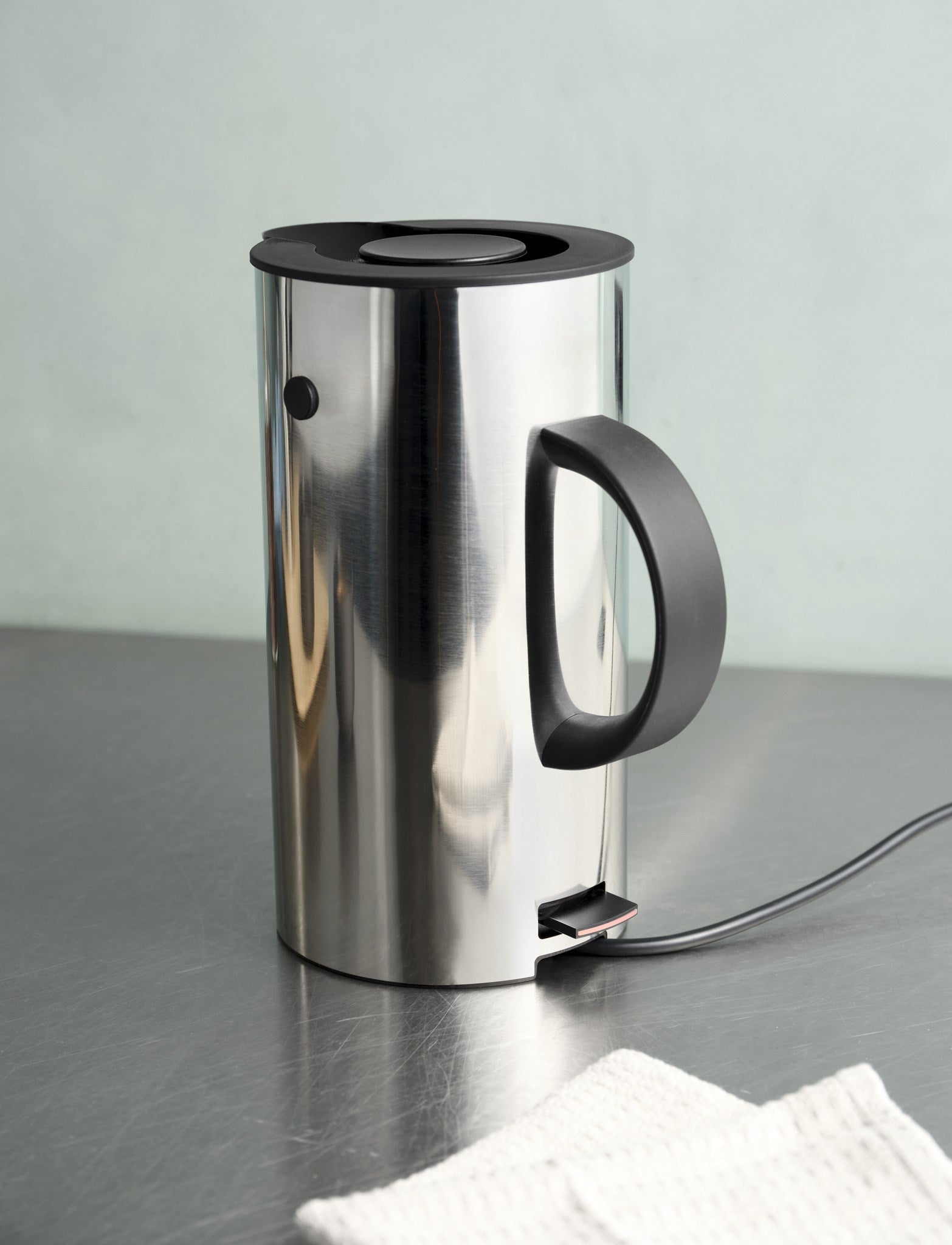 Stelton EM77 bouilloire électrique 1,5 L sans fil