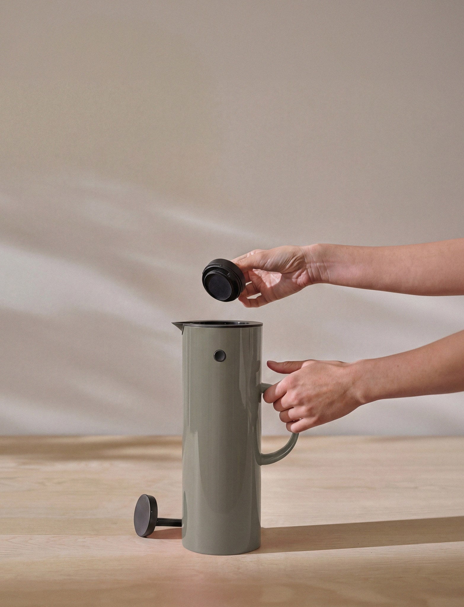 Stelton EM77 verseuse isotherme 1 litre verre