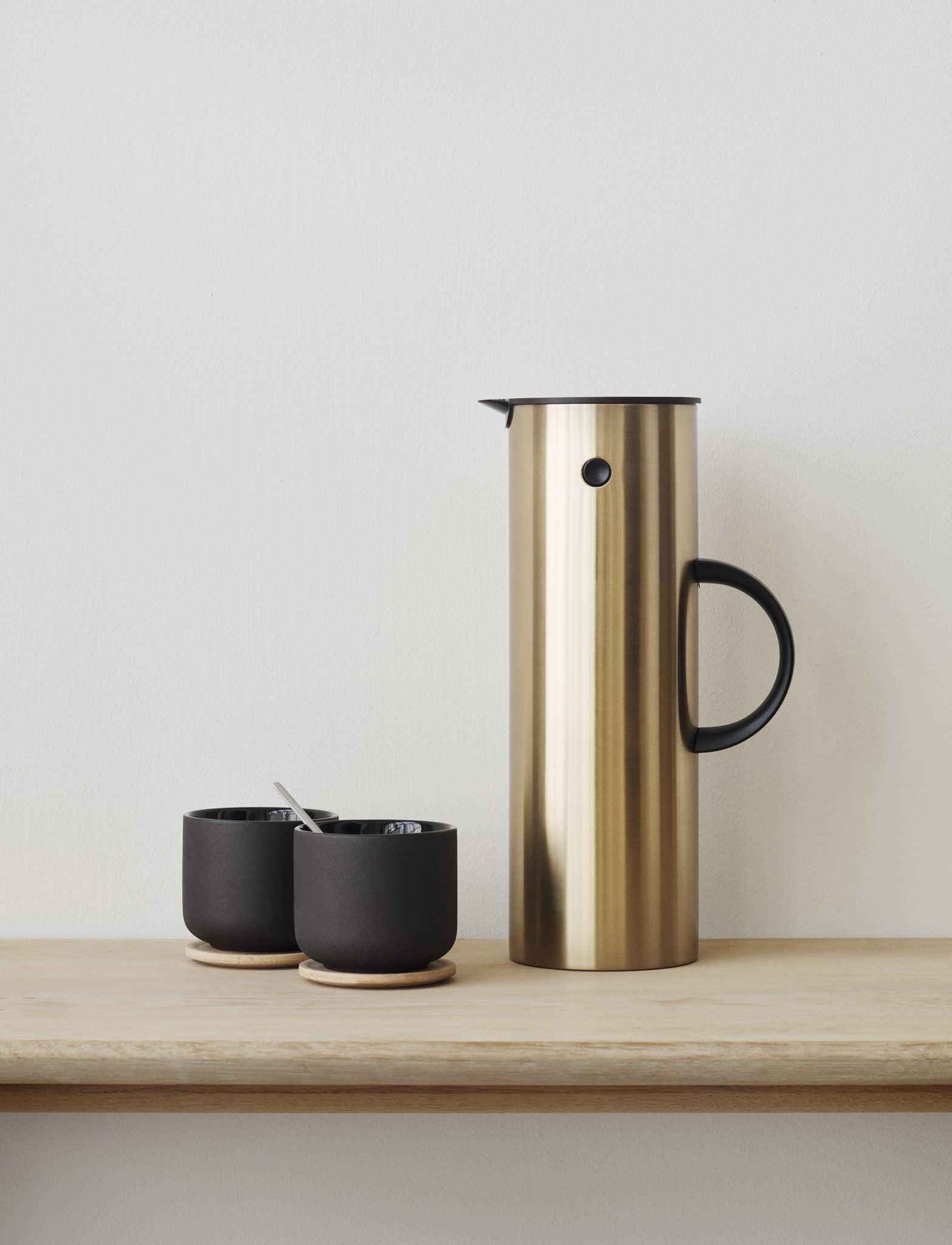 Stelton Theo tasse grès 20 cl + sous-verre
