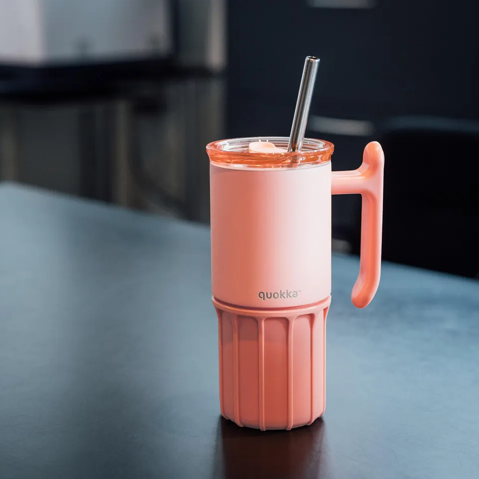 Quokka Umi Peachy Pink mug isotherme 720 ml inox